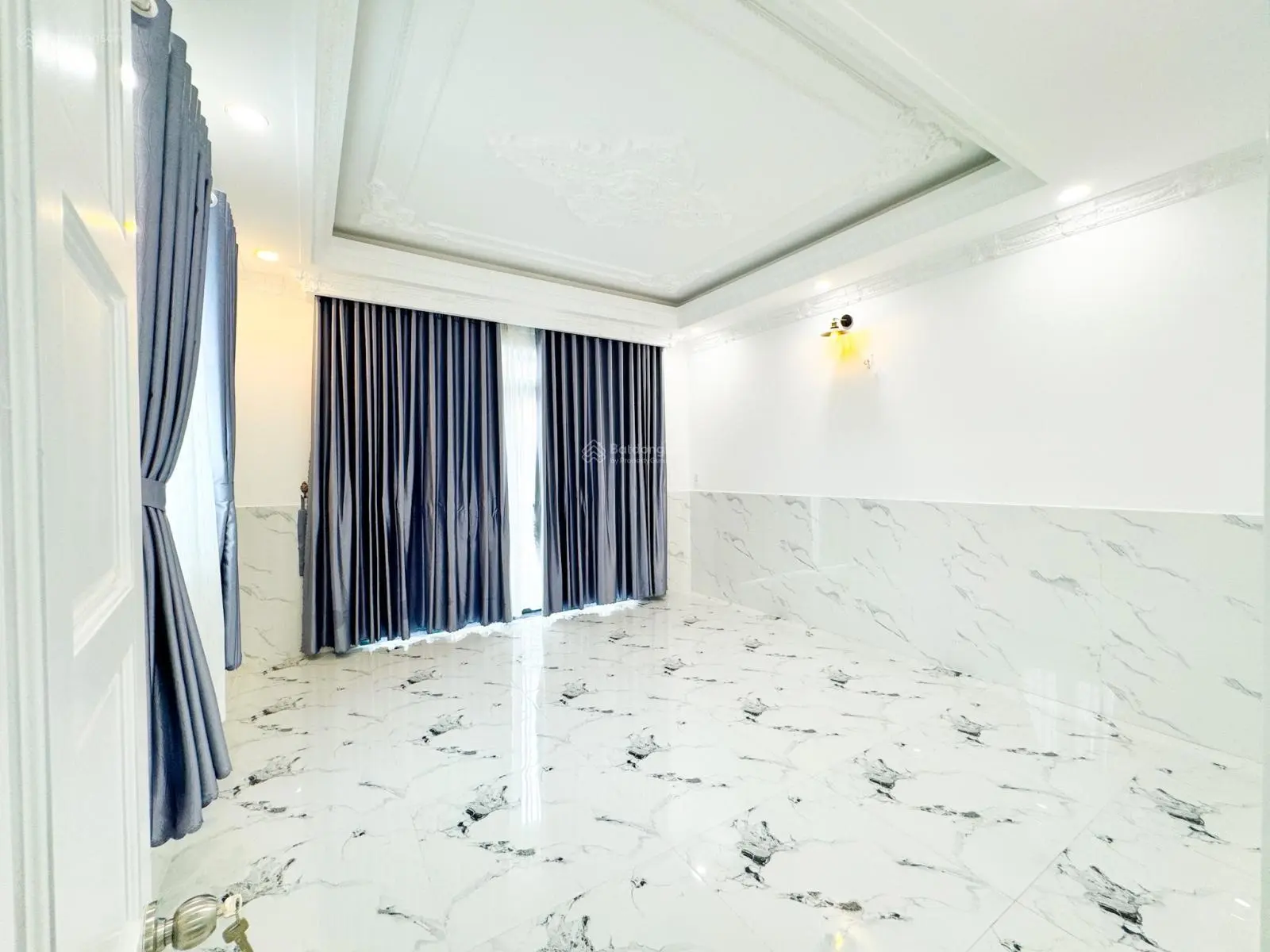 Bán nhà sổ riêng 96m2 hoàn công 4 tầng nội thất cơ bản - Lê Văn Lương Nhà Bè