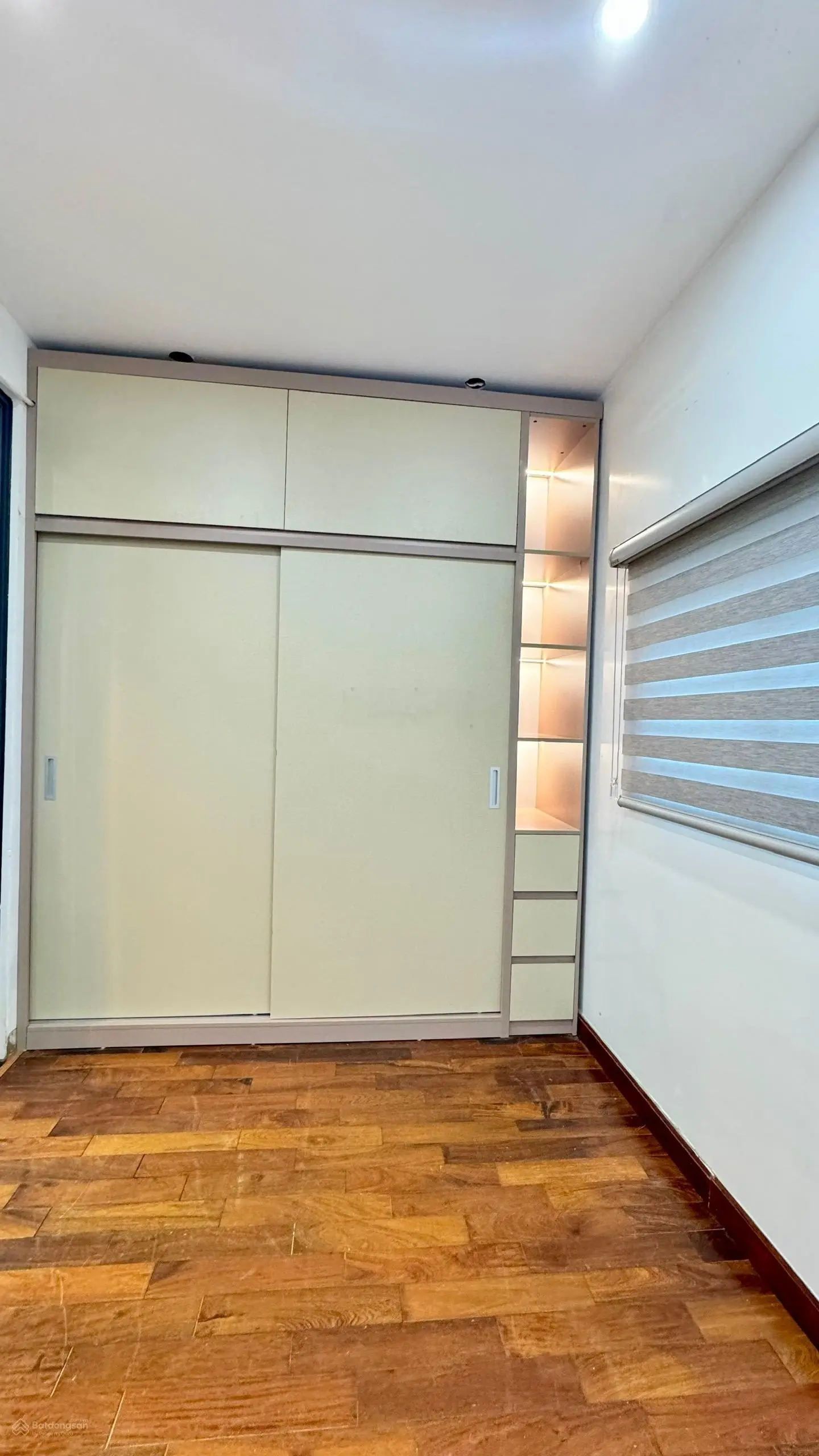 Cực hiếm, bán CC KĐT Nghĩa Đô, 55m2 2PN có 3.68 tỷ, full nội thấp.