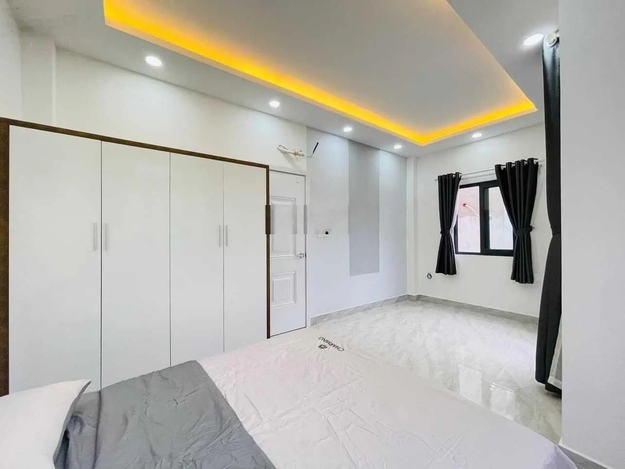 Chủ định cư nước ngoài sang nhanh nhà Lý Thái Tổ, P 10, Quận 10, DT 70m2, giá 3 tỷ 500tr, sổ riêng
