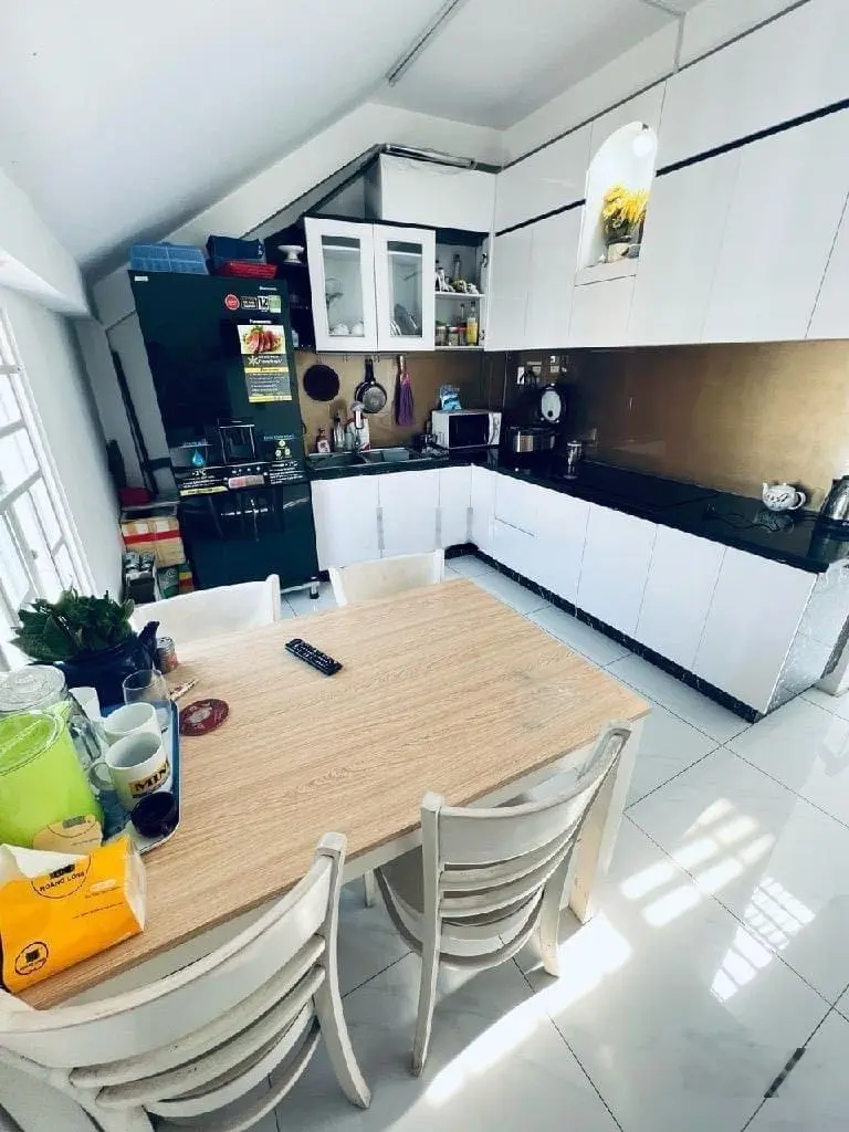 Kẹt tiền thanh lý nhà Bùi Tư Toàn, Q. Bình Tân 54m2 3PN,giá 1tỷ990