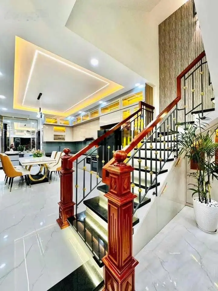 Cần bán nhà riêng 60m2 MT đường Trương Đình Hội, Quận 8, đang cho thuê 15 triệu/tháng, sổ sẵn