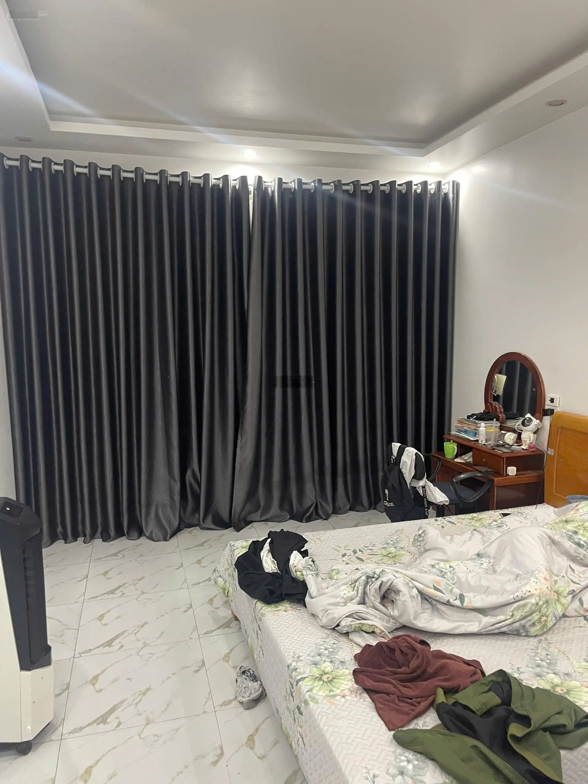 HÀNG NÓNG! Bán nhà 4 tầng xây mới độc lập phố Trung Hành