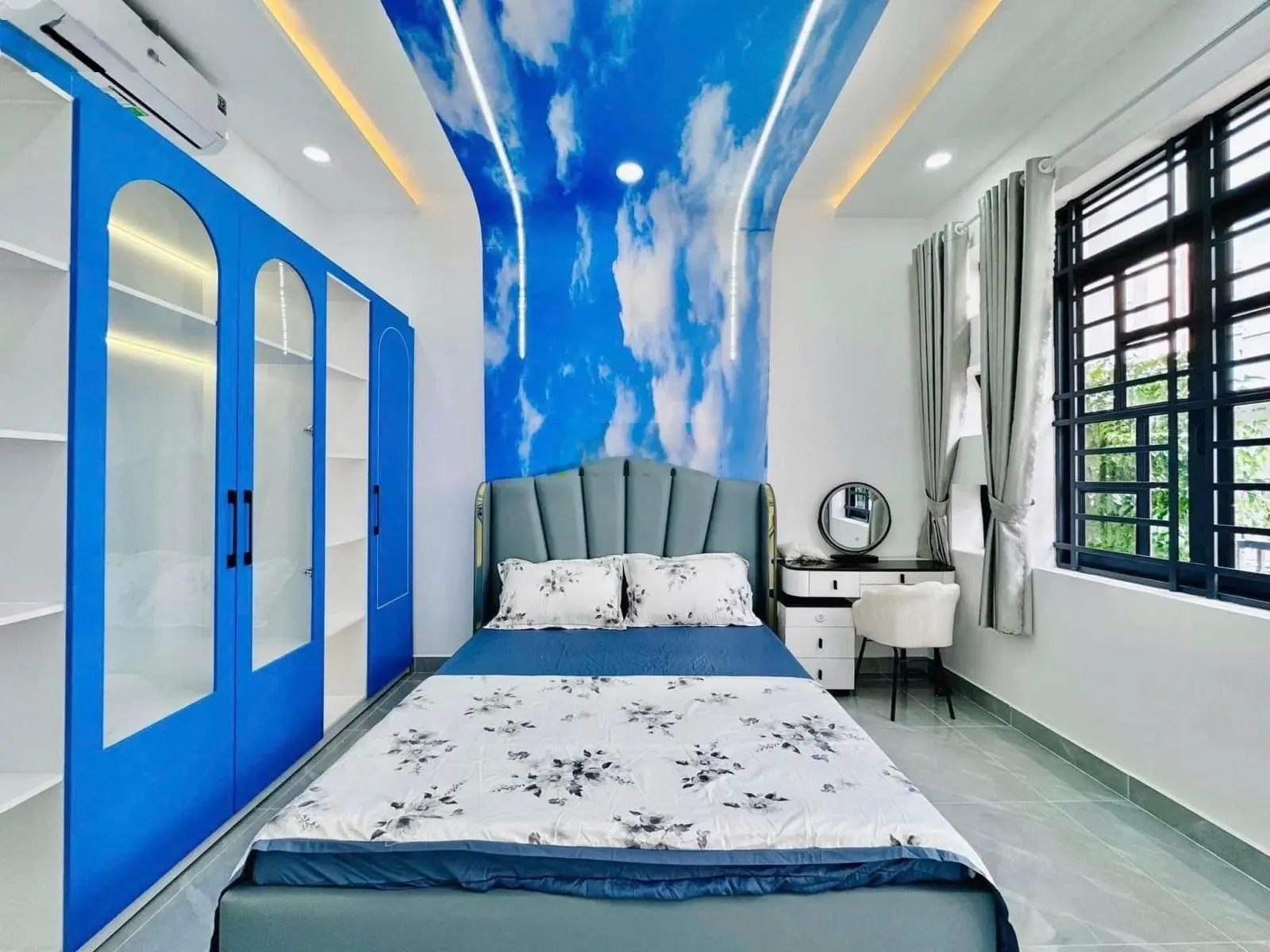 Chỉ 3tỷ350. Nhà 71m2 Cô Giang, P Cô Giang, Q1, Ngay Bùi Viện. Xây 1 trệt 2 lầu + sân thượng, hẻm 6m