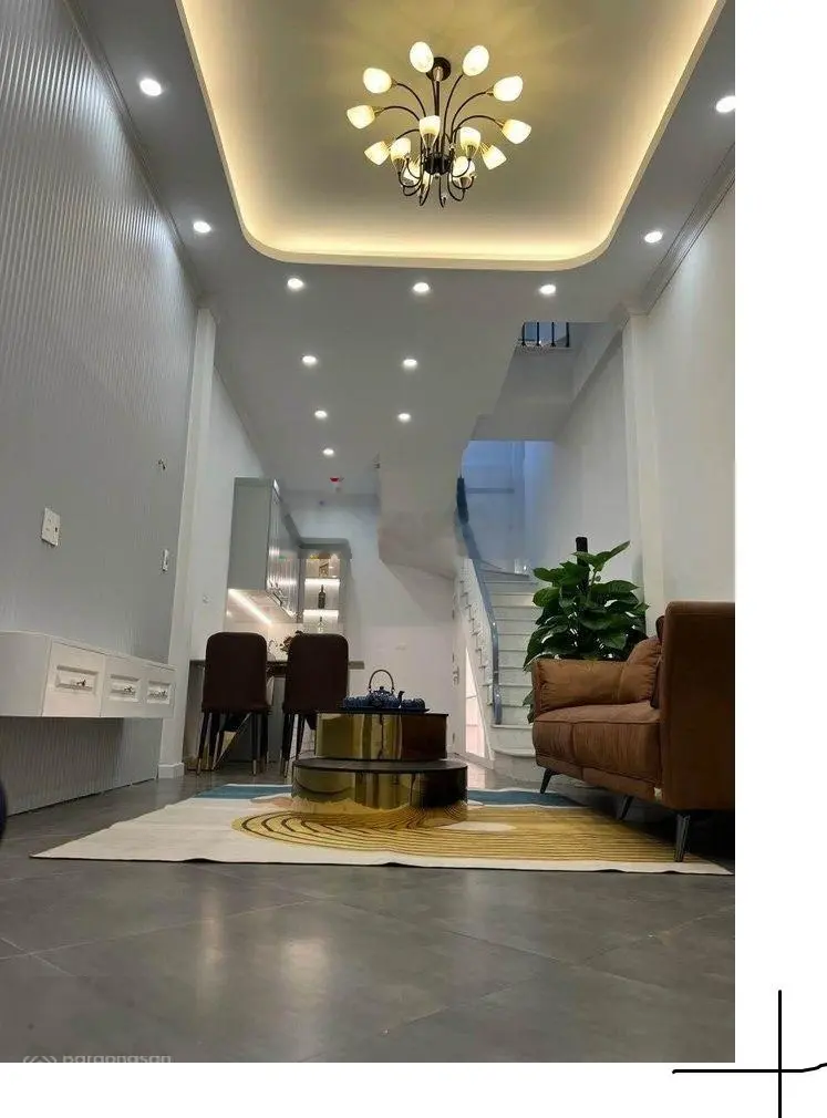 7,5 tỷ nhà Hoàng Hoa Thám - 35m2 - 6 tầng - lô góc - thang máy - cách phố chỉ 30m - full đồ cơ bản