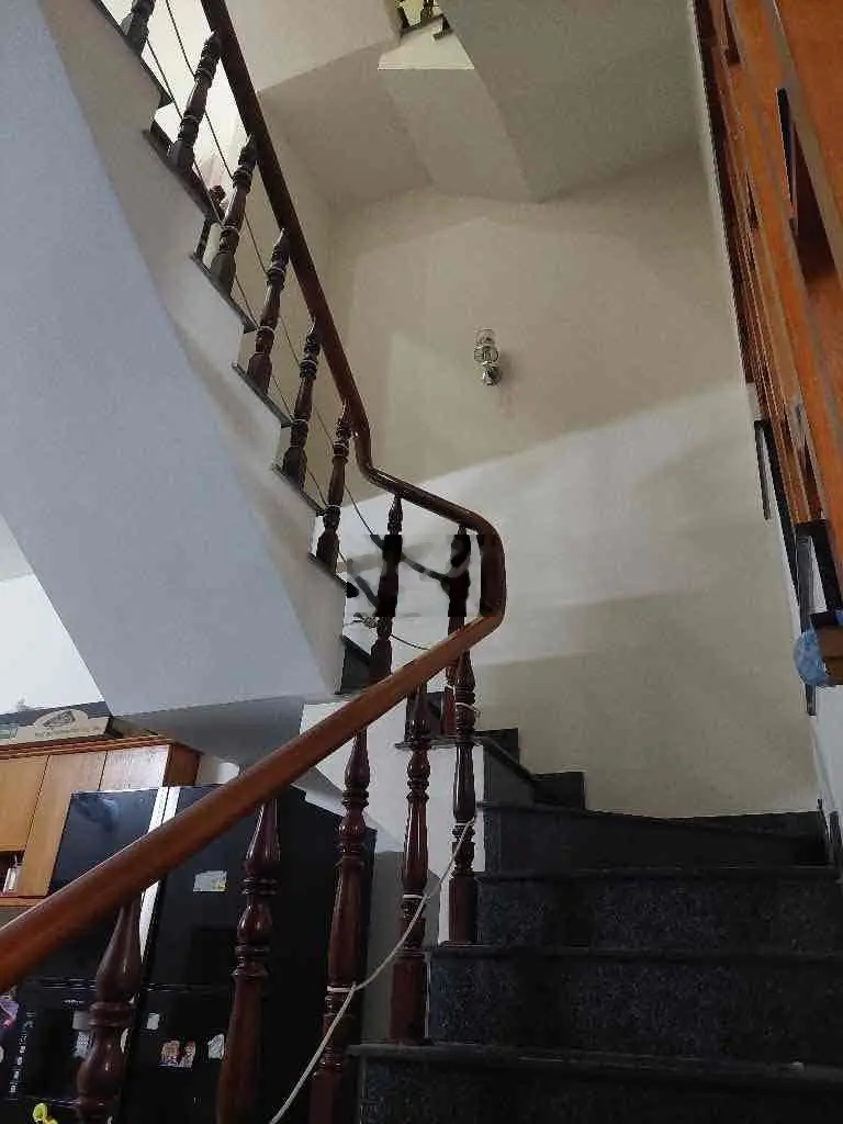 Bán nhà 3 tầng khu vực đắc địa giá 5,5 tỷ, diện tích 72,3 tỷ, tại Ngô Chí Quốc, phường Bình Chiểu, Thủ Đức