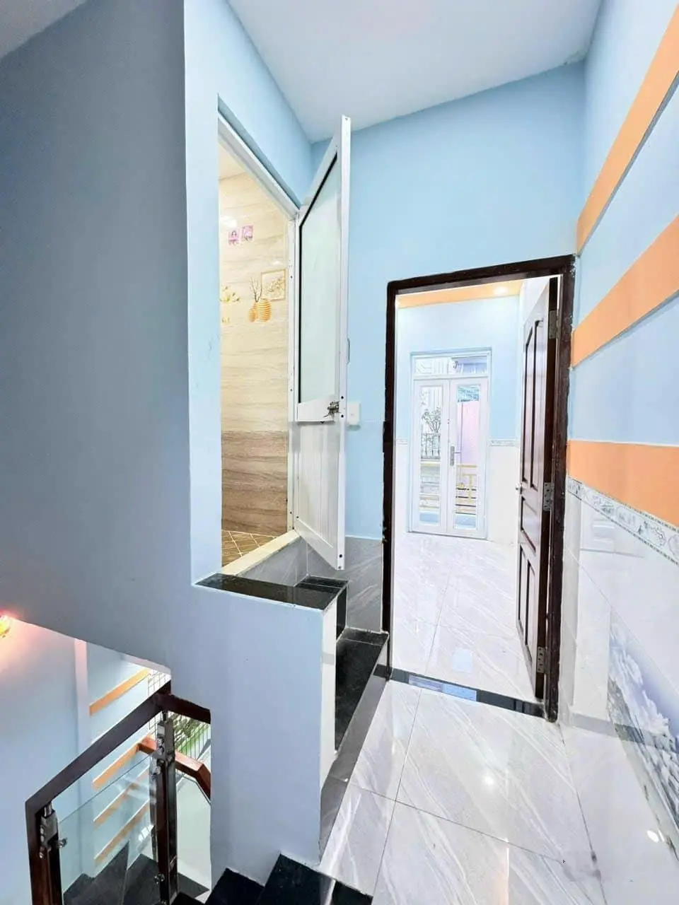 Xoay vốn làm ăn bán Dương Bá Trạc Quận 8 DT 40,7m2 giá 1tỷ850 SHR LH 0798 545 ***