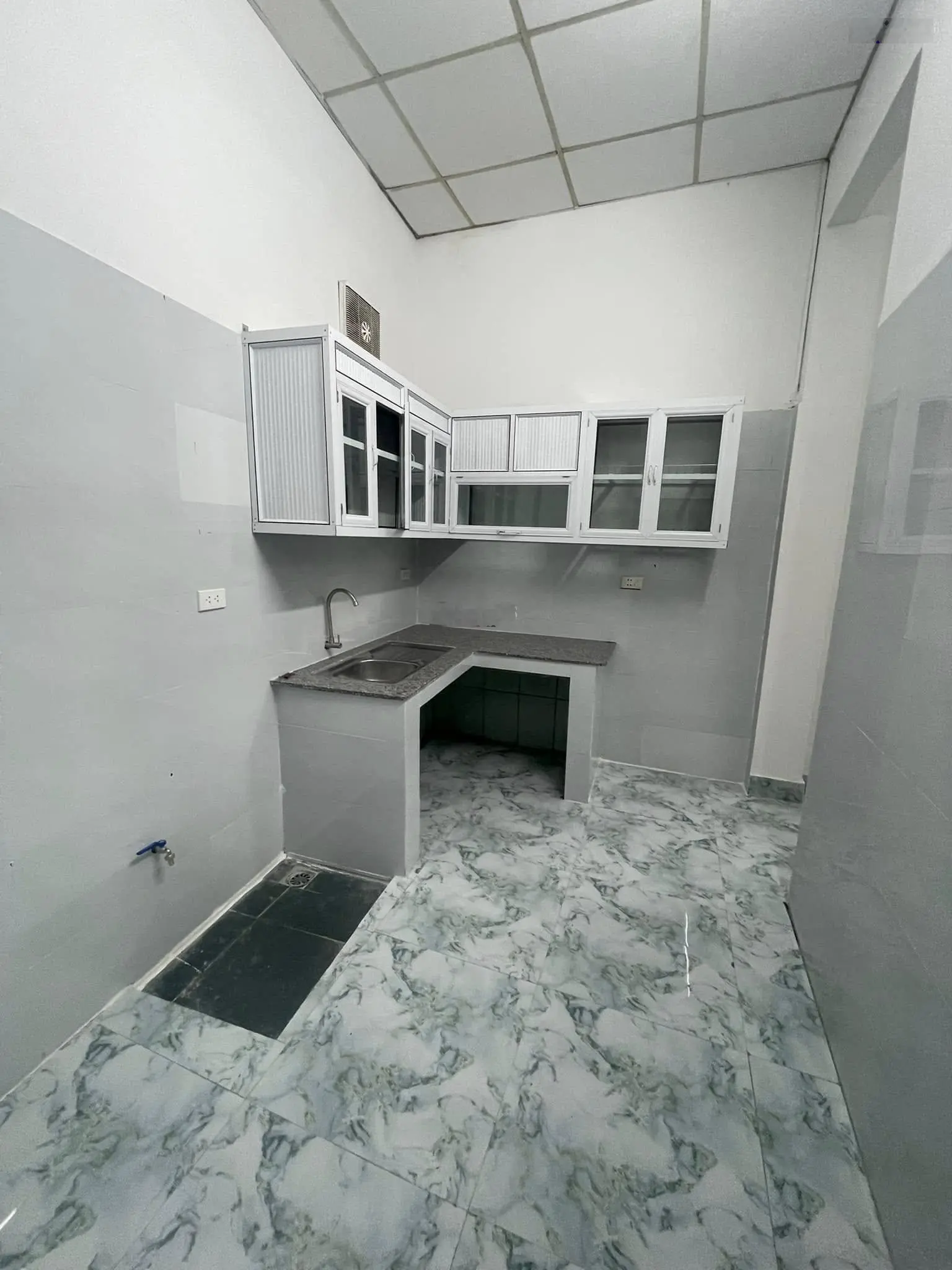 Nhà ngõ Trịnh Khả Gần sân bóng chim 4 mùa, hồ cầu bố, UBND p Đông Vệ chir hơn 900tr