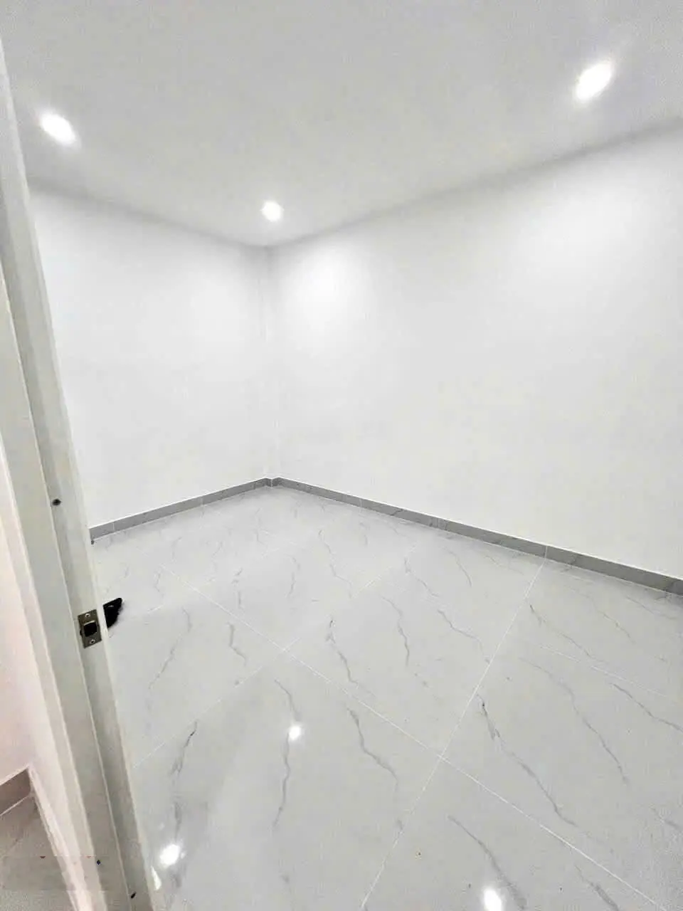 Nhà đầu tư kinh doanh, có nguồn thuê sẵn 6tr/th, 950tr/70m2, Bình Chánh, HCM