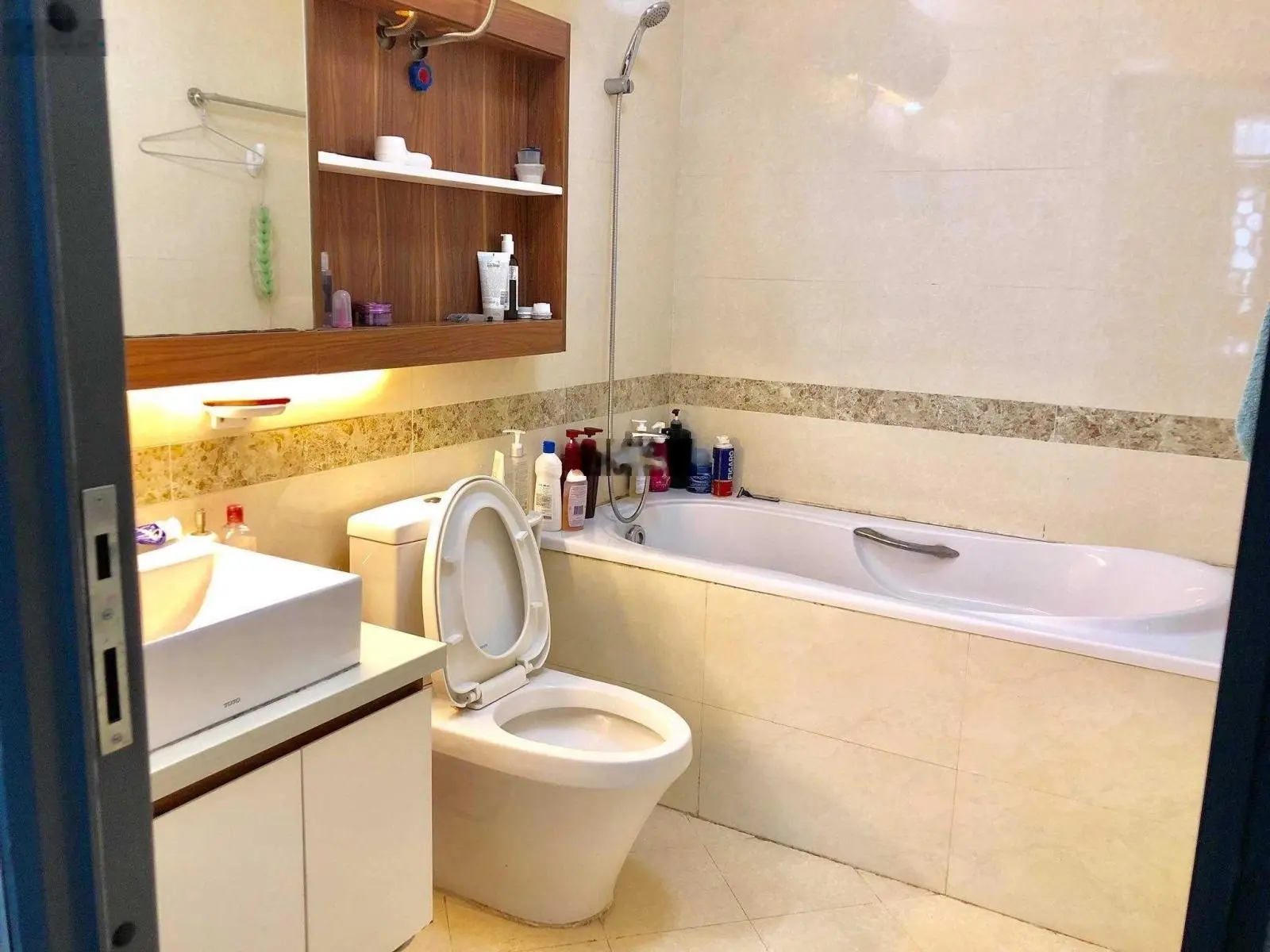 Chính chủ cần bán căn hộ tại Mỹ Đình Plaza 2, diện tích 71m2, 2PN - 2WC, Full nội thất
