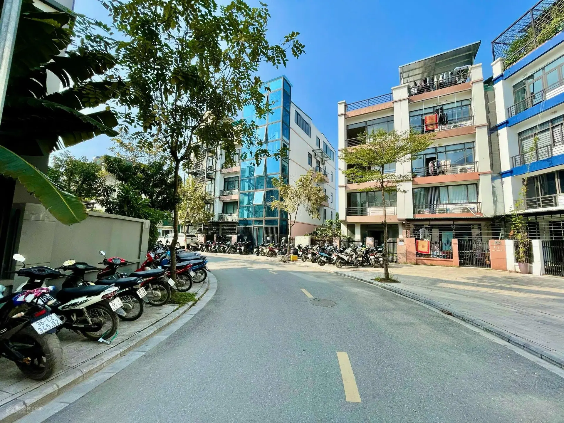 Bán nhà biệt thự mặt phố 2 mặt tiền Trịnh Văn Bô - dự án Xuân Phương Garden