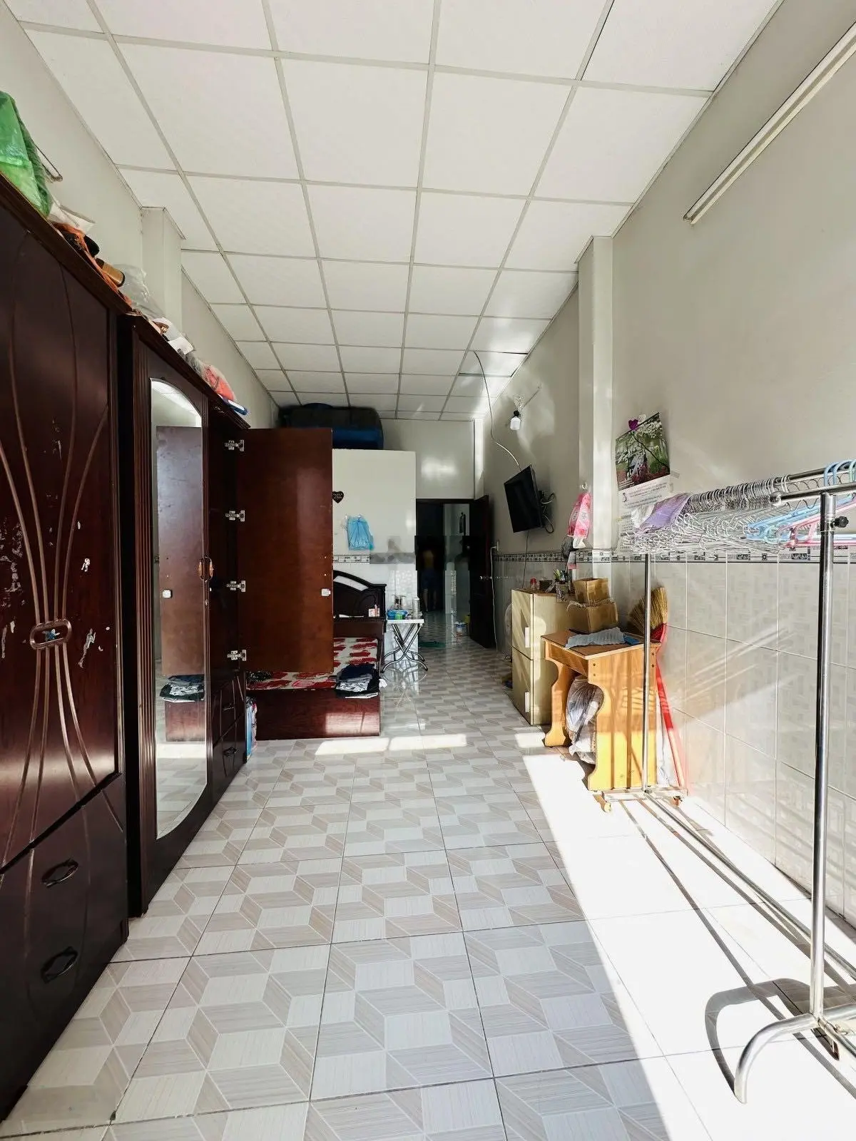 Ngộp bank cần bán gấp nhà mặt tiền - Lương Thế Vinh - Tân Phú - 88m2 - 2 tầng - Thương lượng