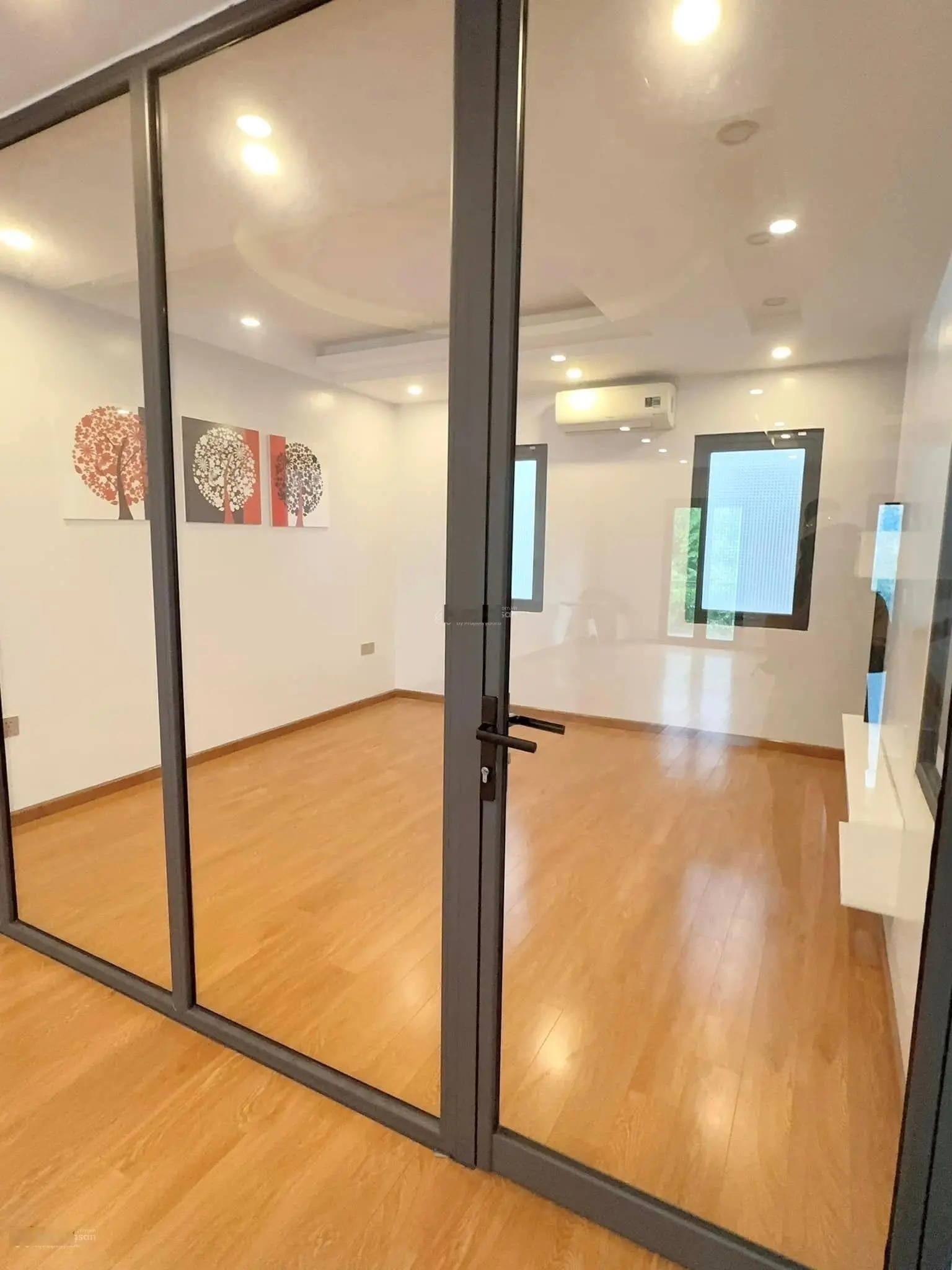 Chủ nhà cần tiền gấp