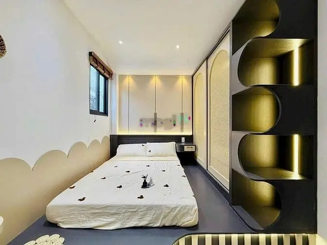 Bán nhà giá tốt Ngô Chí Quốc, Thủ Đức, 66m2, 2tỷ350, Sổ sẵn