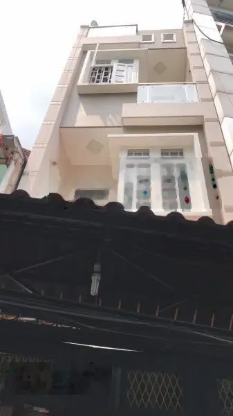 Tôi chính chủ cần bán căn nhà 230/ Tôn Đản, Phường 8, Quận 4