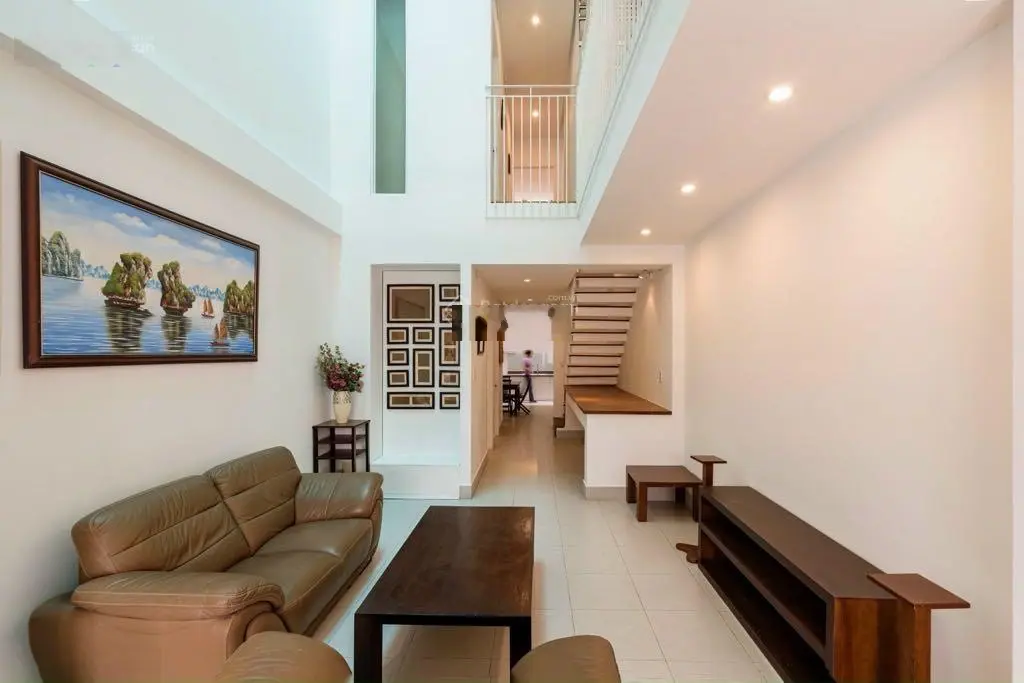 Nhỉnh 9 tỷ - nhà Đẹp 91m2 4 tầng HXH vào nhà Quang Trung - Lê Văn Thọ