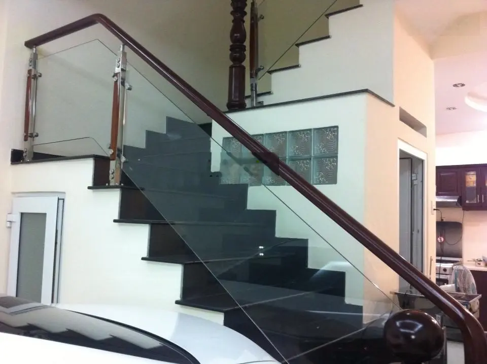 Bán nhà Cách Mạng Tháng 8, P.11, Q.3 (DT: 3.2x14m) 5 lầu sân thượng, giá 11 tỷ thương lượng