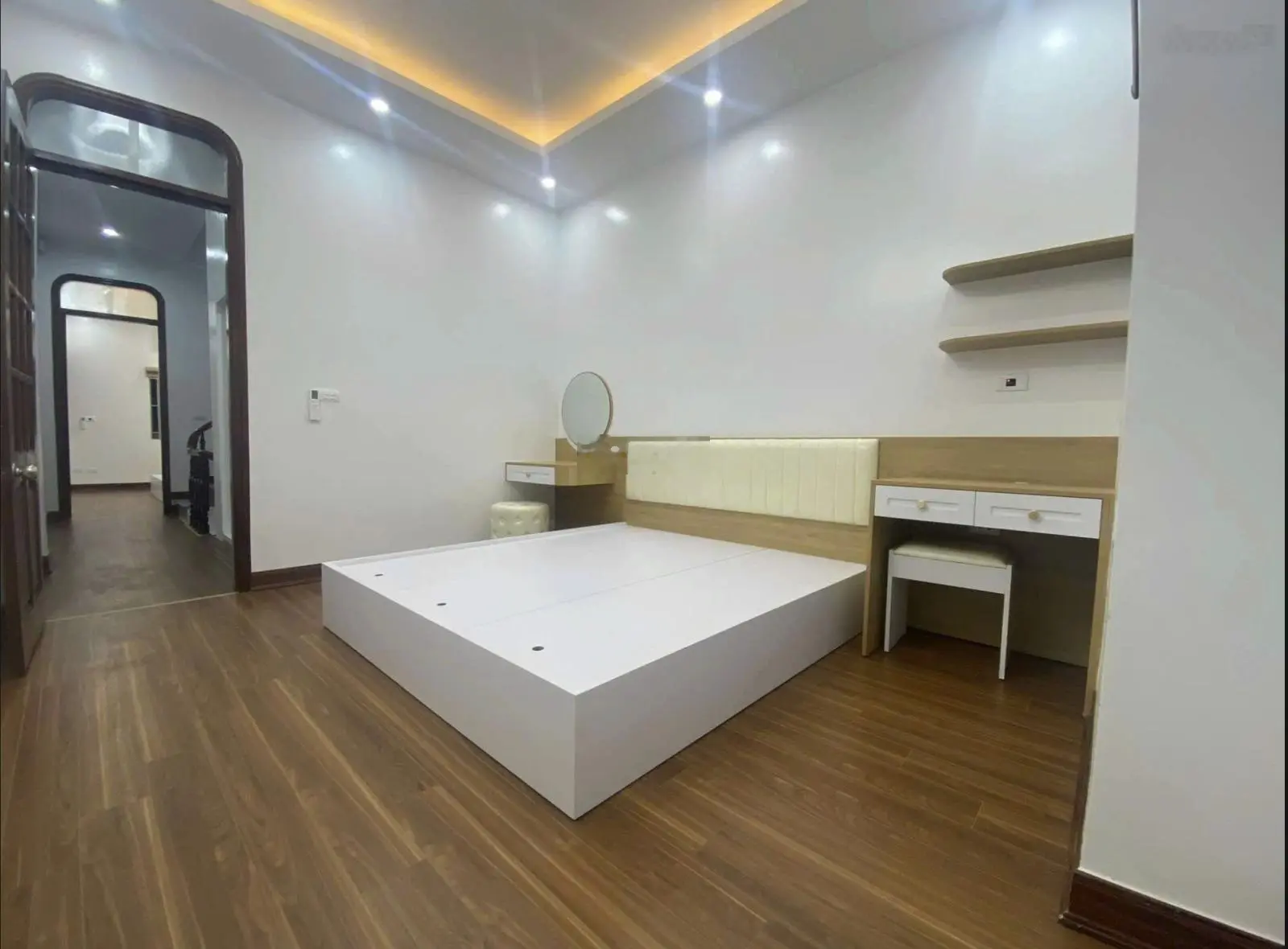 BÁN NHÀ RIÊNG TẠI CẦU CỐC, GIÁ SIÊU HỜI 5,5 TỶ VND, DIỆN TÍCH 34M2,5 tầng,mặt tiền 3m, ô tô đỗ cửa.
