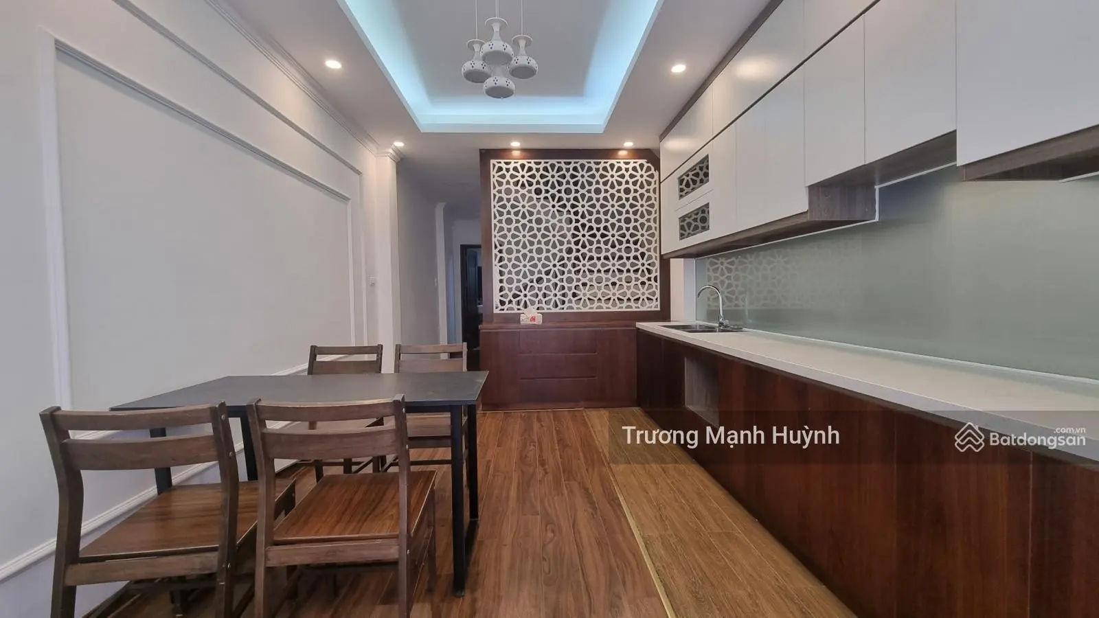 Nhà 5T chào 9,78 tỷ ô tô vào ngõ 34 Trần Bình full NT mới 100% sát Nguyễn Hoàng HTr bank 0983 650 ***