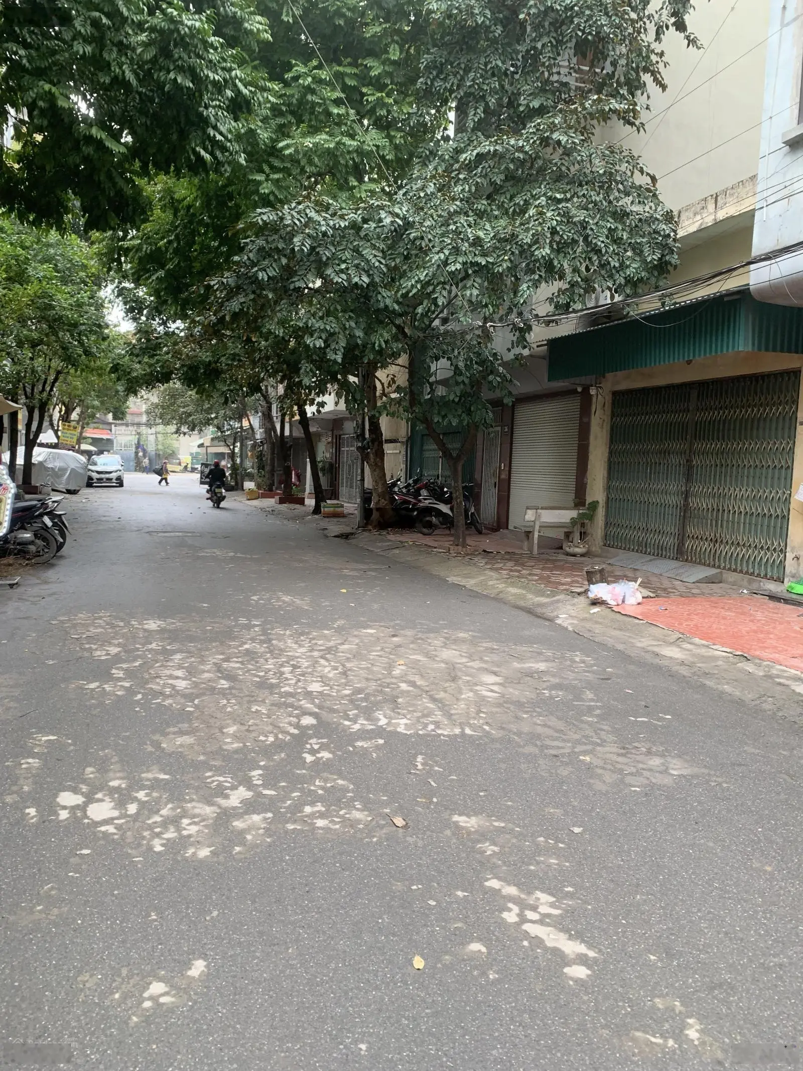 Bán nhà liền kề KĐT Ngô Thì Nhậm, Hà Đông sát chợ Bông Đỏ, vỉa hè rộng kinh doanh đẹp, 50m2 MT 4.7m