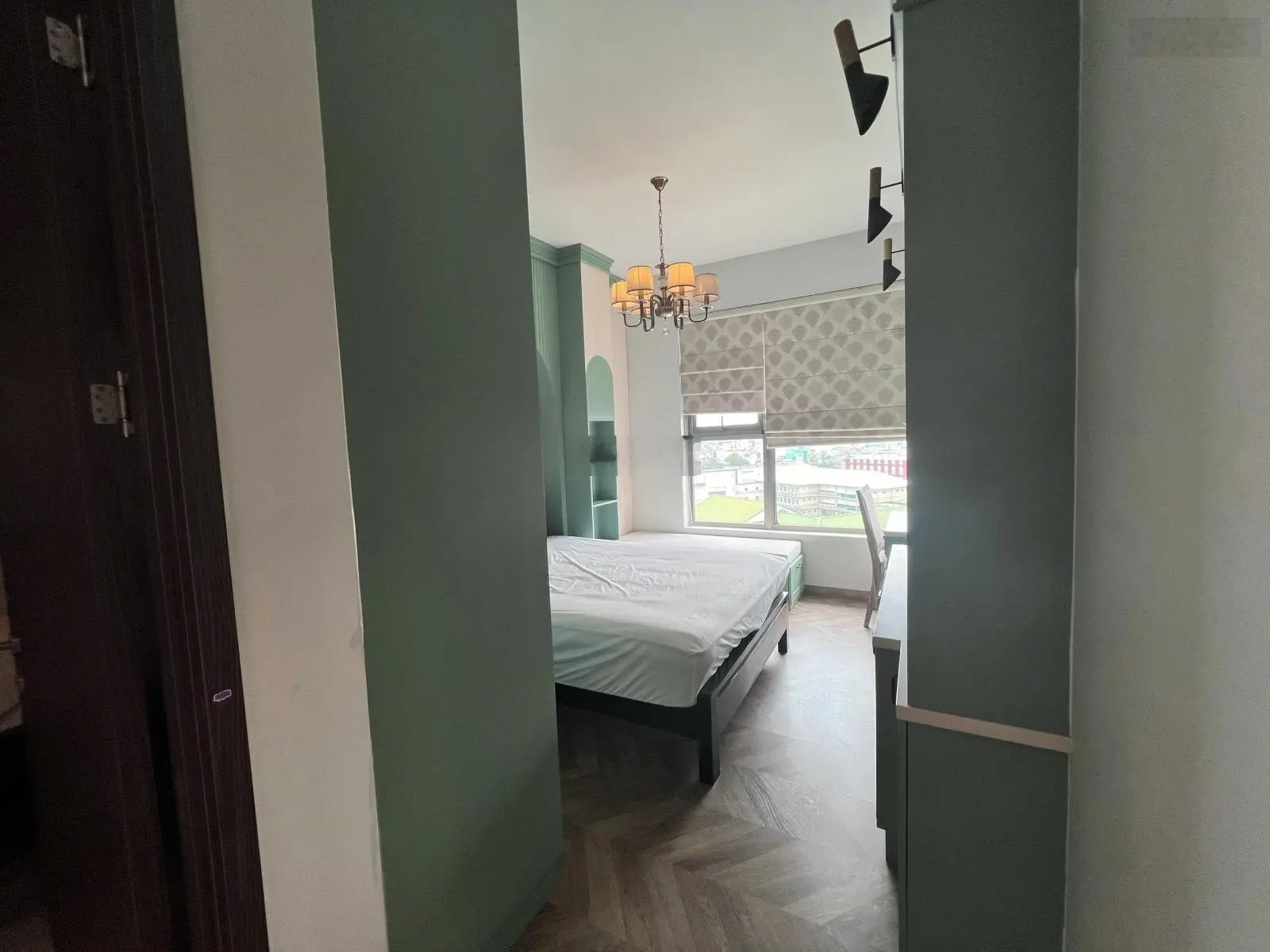 Bán căn hộ cao cấp The Peak Midtown Phú Mỹ Hưng, 81m2 2PN - 2WC, nhà mới, đẹp giá bán rẻ 7,3 tỷ vnđ