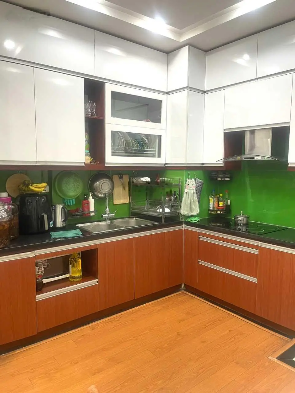 Bán căn 2 phòng ngủ 2 vệ sinh đẹp nhất tòa
