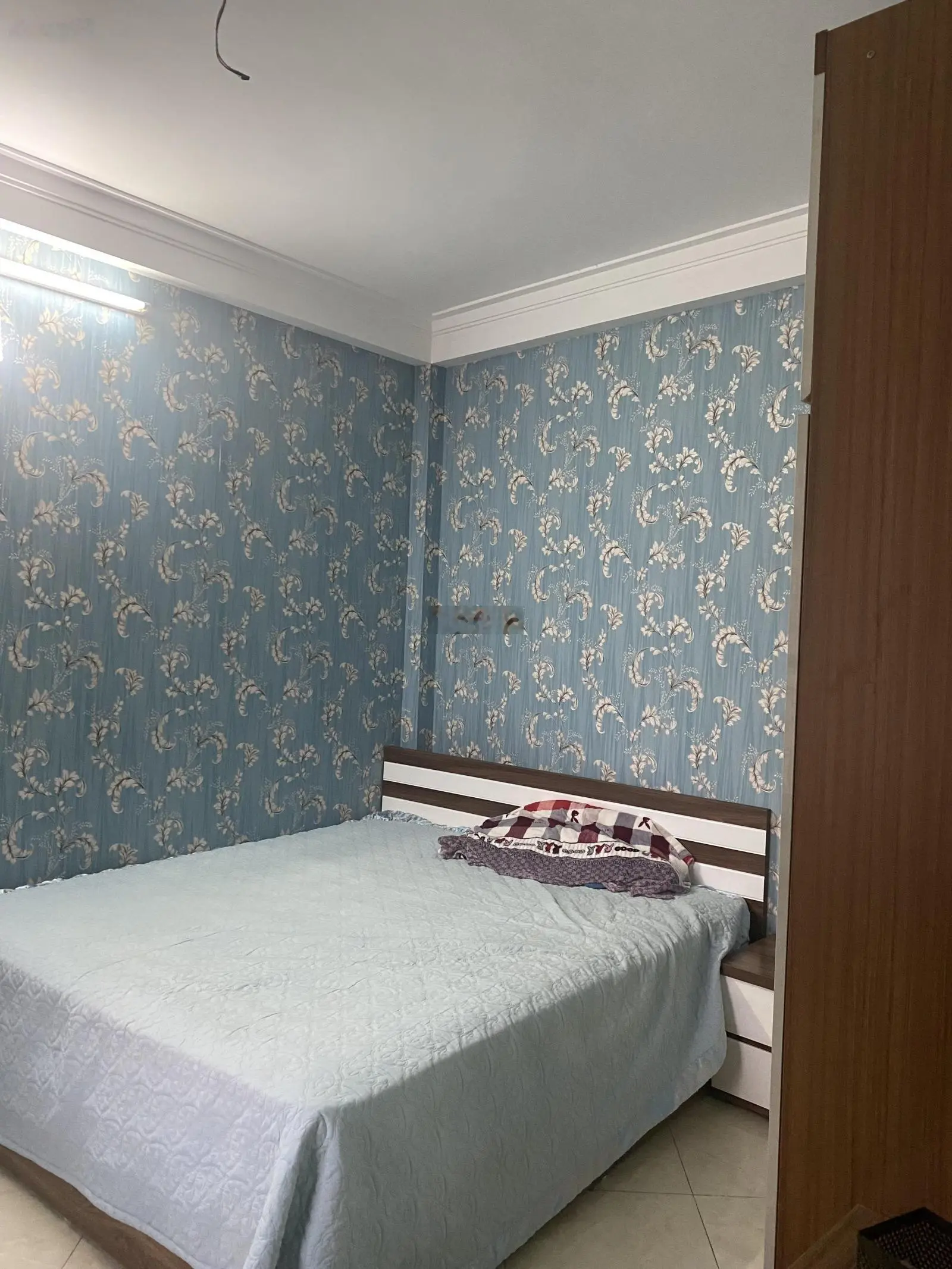Gia đình chuyển về quê nên cần bán nhà 40m2 x 4T Phúc Lợi thiết kế hiện đại cách phố 40m giá 4.85tỷ
