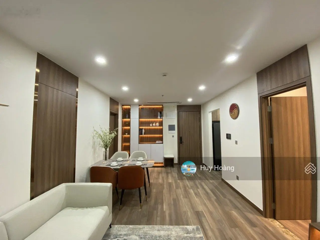 Chuyển công tác nên nhượng lại 1 căn 2PN - DT 77,5m2 view biển Mỹ Khê - full nội thất - chỉ 3,x tỷ