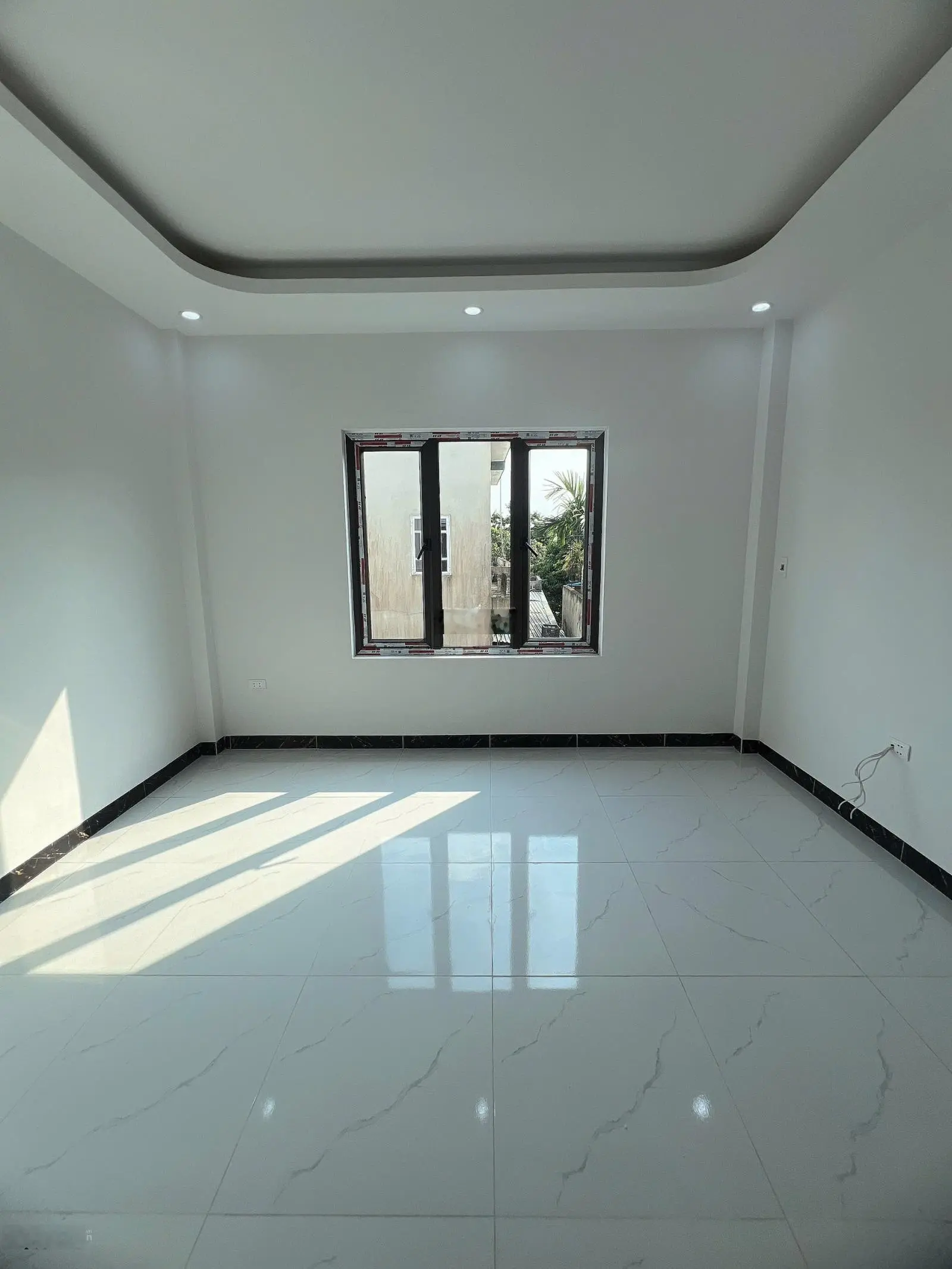 Nhà Độc Lập Đại Thành 51mx3t giá 3,55 tỷ full nội thất. 68mx3t giá 3,7 tỷ đường 3,5m ô tô đỗ cửa