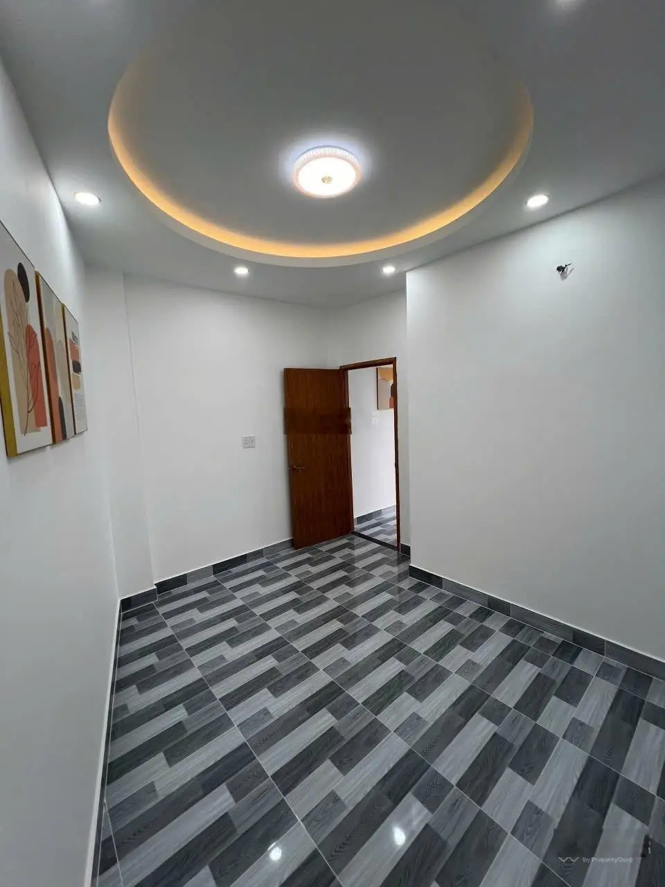 Bán gấp nhà HXH Trần Tuấn Khải - Phường 5 - Quận 5. DT 68m2, Giá 4,1 tỷ cho thuê 24 triệu/th