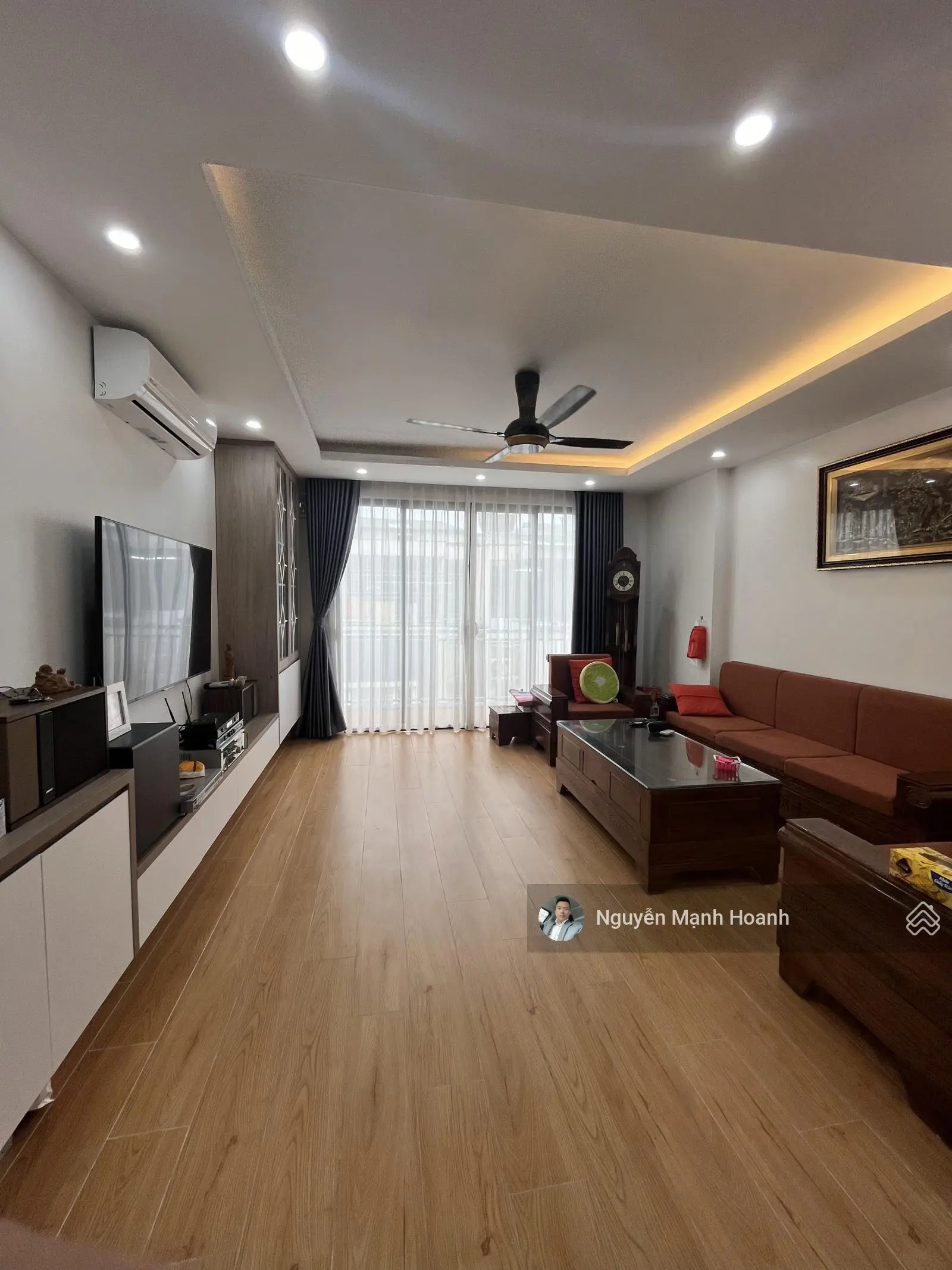 Bán nhà liền kề Kdt Văn Phú, 5 tầng, thang máy, giá chỉ 17.8 tỷ có thương lượng.