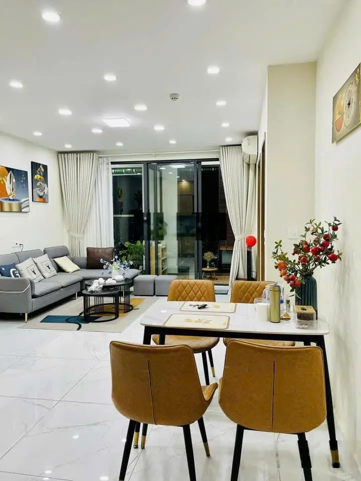 2 ngủ 2 vệ sinh đẹp nhất rẻ nhất Hà Đông để lại toàn bộ nội thất vào được ngay, view cực kỳ thoáng