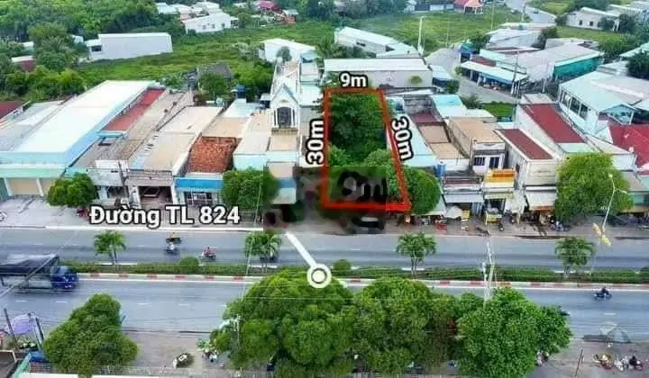 Mặt tiền Tỉnh Lộ 824, Ngay Trung Tâm Thị Trấn,Tiện Kinh doanh buôn bán