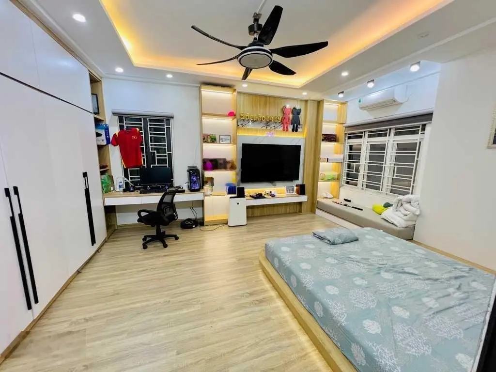 Chính chủ gửi bán, hàng tuyển, TT Ba Đình, nhà đẹp, full nội thất, DT 40m2, 4tầng, 6.5tỷ