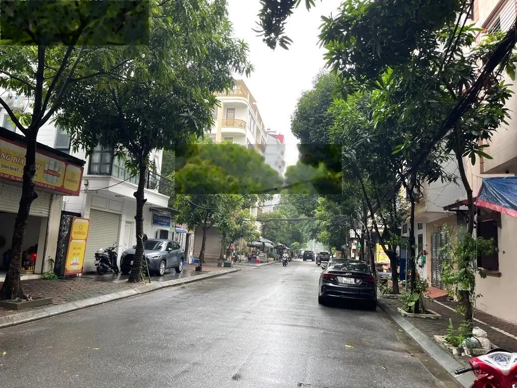 BÁN GẤP NHÀ C4, VỈA HÈ Ô TÔ TRÁNH, KINH DOANH ĐỈNH PHƯỜNG PHÚC ĐỒNG, LONG BIÊN, dt: 36m2, giá: 8.ty