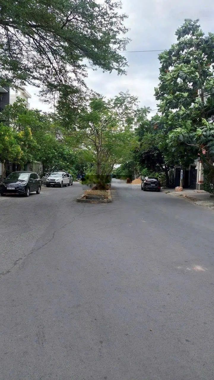 Chính chủ gửi bán căn nhà mặt tiền đường 49 phường bình trưng đông Q2. Tp thủ Đức