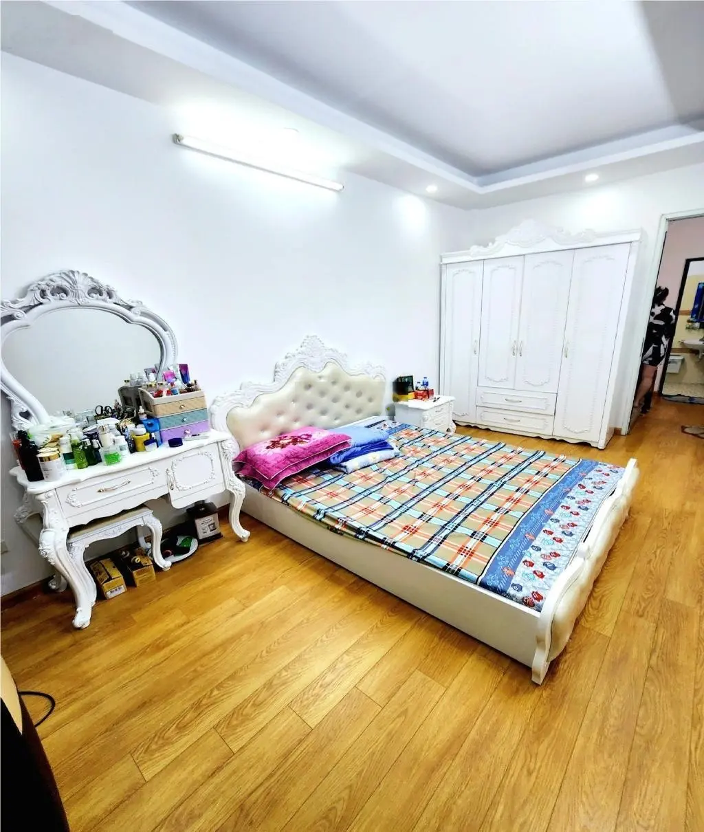 Bán nhà riêng! Tam Trinh 33m-Gần ô tô-Full nội thất-Nhỉnh 6 tỷ
