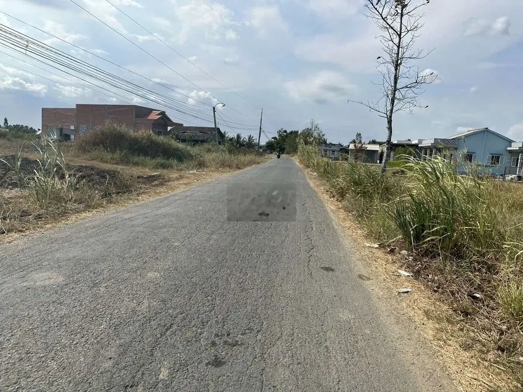 1040m2 FULL THỔ. Sổ Sẵn. Giá 4,95 tỷ. Cách Nhựa Lớn 90m. Dân đông