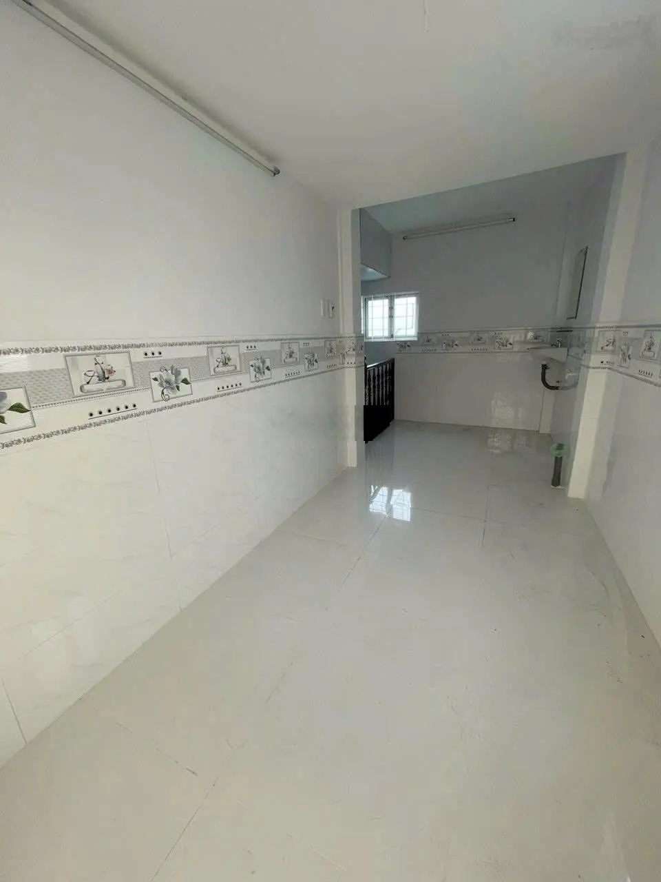 [ Quận 11 ] 2 tỷ 480 ( Nắm Chủ ) Chính chủ gởi bán nhà hẻm 1/ Lạc Long Quân P3 Q11