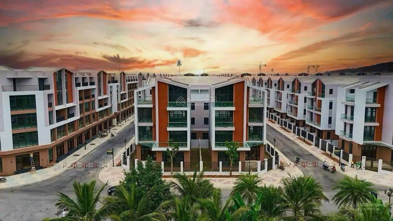 Mở bán biệt thự tứ lập ánh dương vin 3 - view hồ - công viên nước - ck 22% - htls 24 tháng 0%
