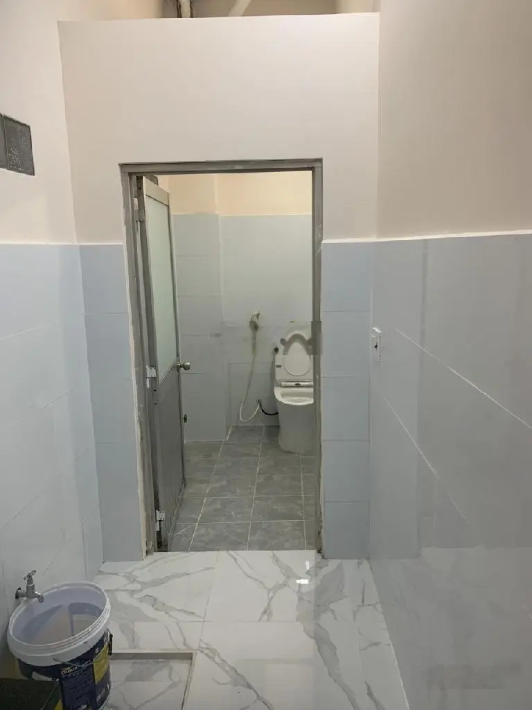 Giảm sốc 1 tỷ, chỉ 3.9x tỷ sở hữu ngay nhà 2 tầng đúc kiên cố, 5.8x11, hoàn công đủ, hỗ trợ vay NH