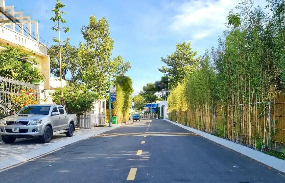 Bán nhà đường ĐT 743, 3,4 tỷ VND, 90m2, 3PN, 3WC, 3 tầng, đang cho thuê 12 tr/tháng
