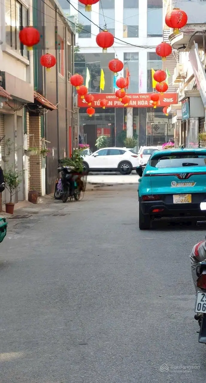 Siêu phẩm duy nhất tại đường nguyễn sơn, bán 14 tỷ vnd, 55m2