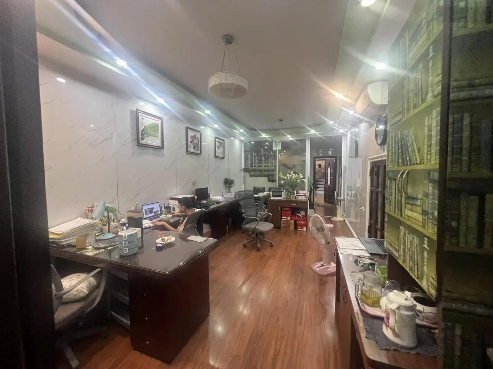 Bán nhà mặt phố Hồng Hà, 20 tỷ, 132 m2, uy tín, Hot!