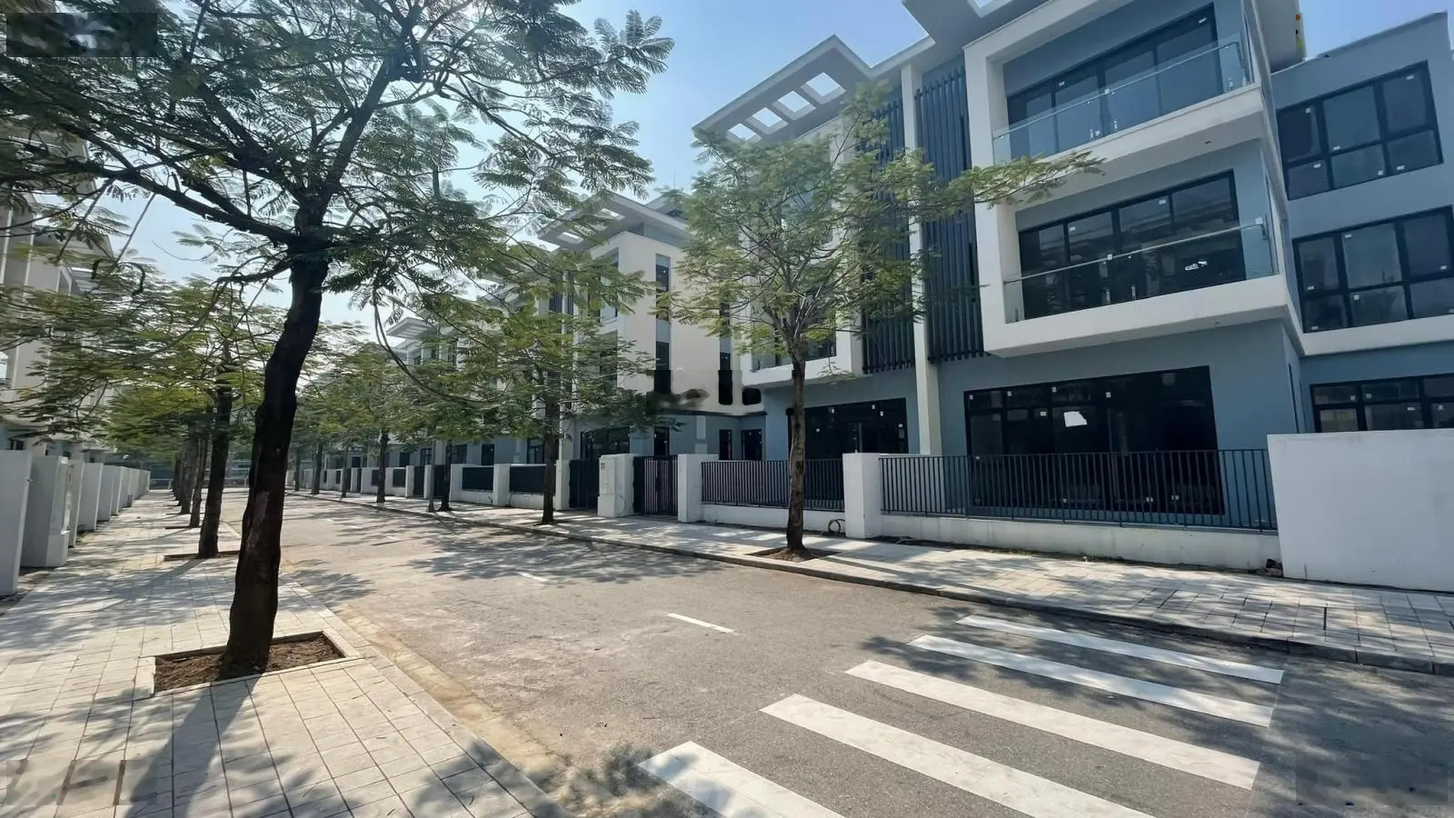 31 tỷ - bán gấp - biệt thự song lập 180m2, mặt tiền 9m - an quý villa