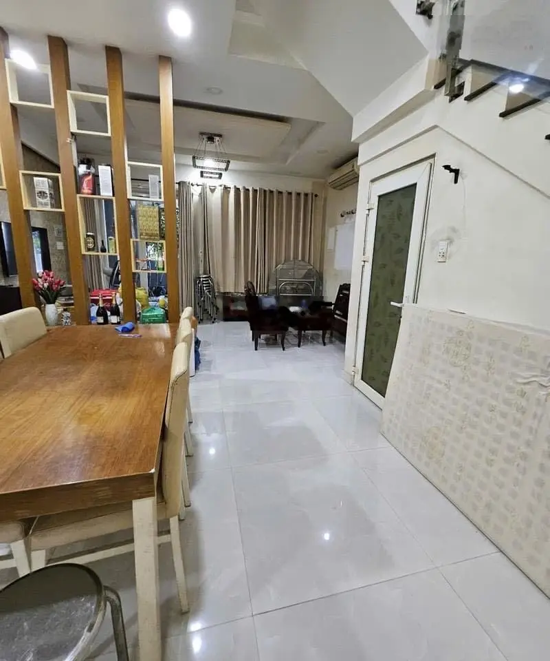 Hết hạn HĐT 12,5tr/tháng chủ gửi bán gấp căn Cô Bắc 1T2L_ 52m2 giao ra Phan Đình Phùng 20m, giá 3tỷ