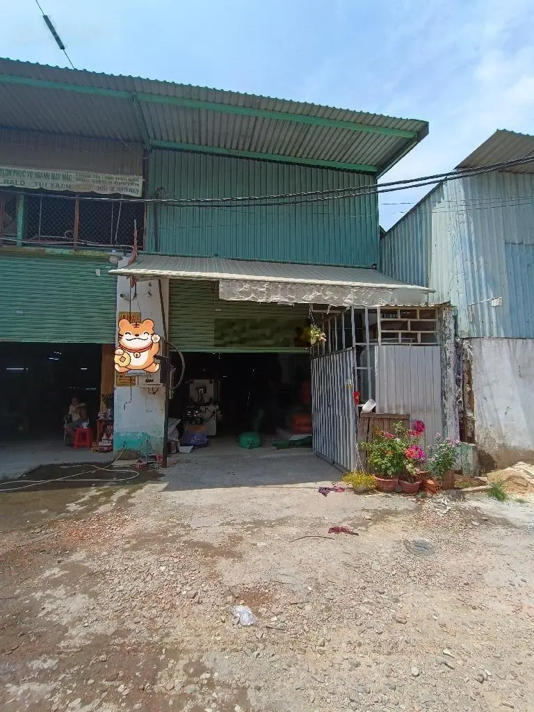 Bán nhà bình tân ngay gần bệnh viện bình tân đường container đổ cửa dt 210m2 chỉ nhỉnh 9 tỷ