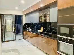Cần bán căn chung cư 2 ngủ, 91m2 tầng trung tại Green Diamond 93 Láng Hạ view hồ đẹp. Giá chỉ 9tỷ