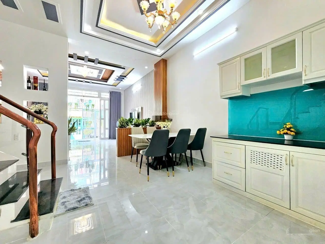 Bán nhà hẻm xe hơi 1942 Huỳnh Tấn Phát. TT Nhà Bè. Dt 5x12.5m. 3 tầng. Giá 5 tỷ 250 tr