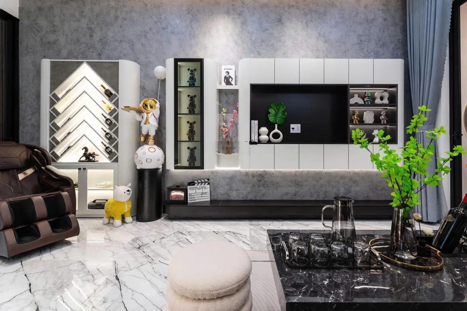 Bán nhà 1 trệt 1 lầu ở Nhà Bè đang cho thuê 8 triệu/tháng DT 60m2 SHR