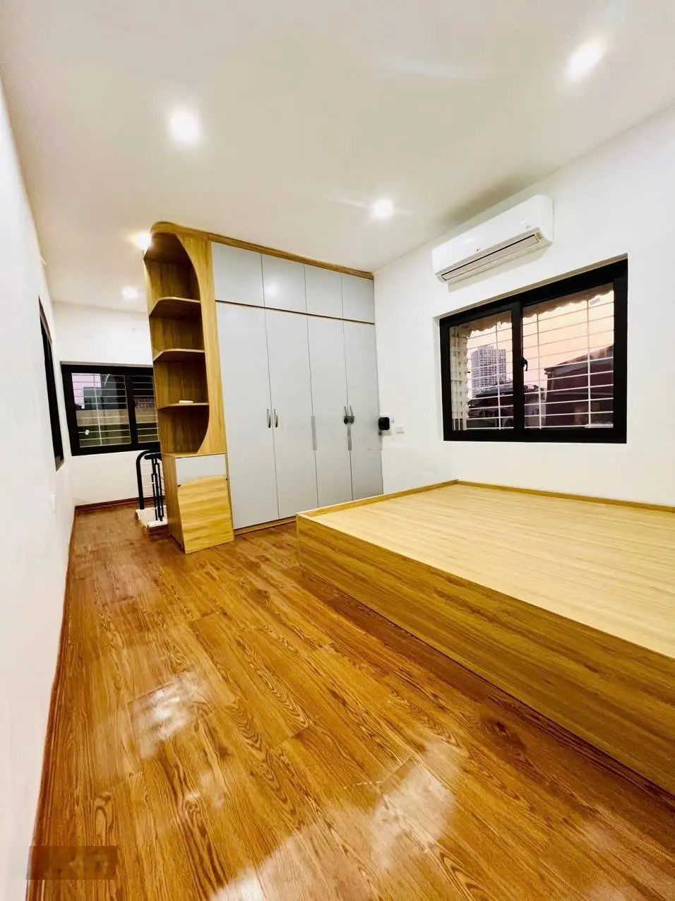 Bán tập thể Kim Mã, Đào Tấn, Ba Đình, gần Lotte, nhà siêu đẹp, full nội thất, 2 ngủ, giá nhỉnh 3tỷ